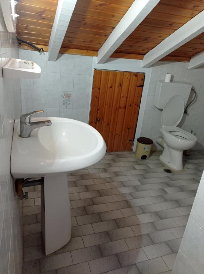 Christos Center Rooms Raches  المظهر الخارجي الصورة